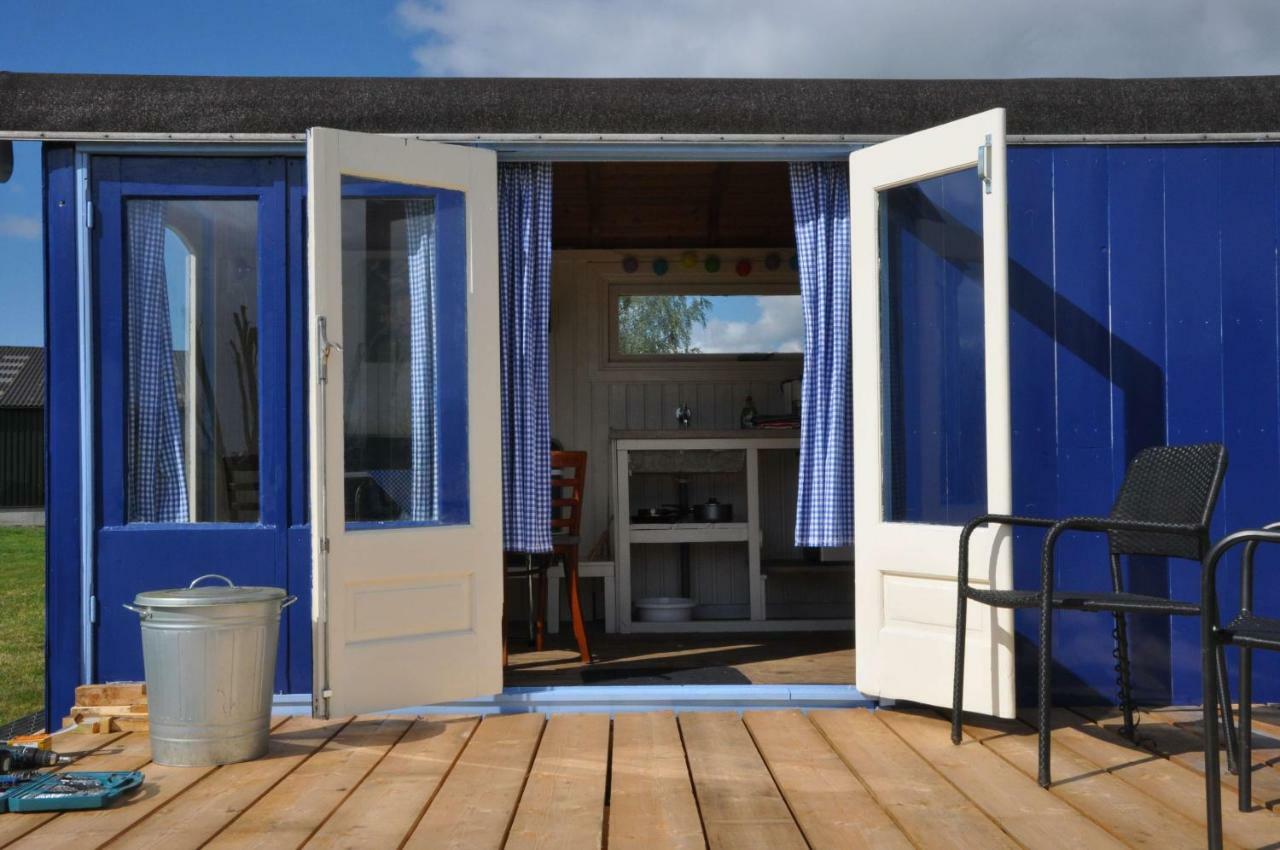 Sitting At The Bay Villa Zuiderwoude Bagian luar foto