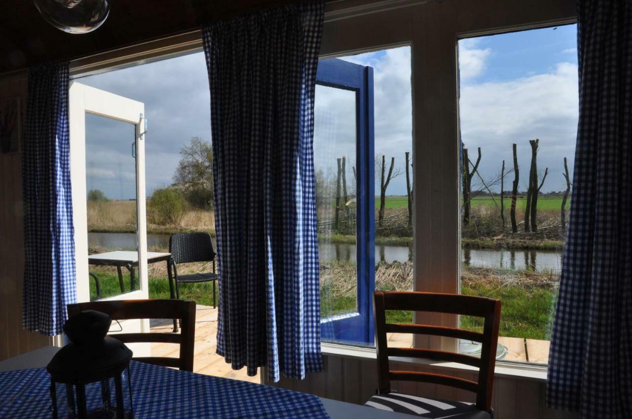 Sitting At The Bay Villa Zuiderwoude Bagian luar foto